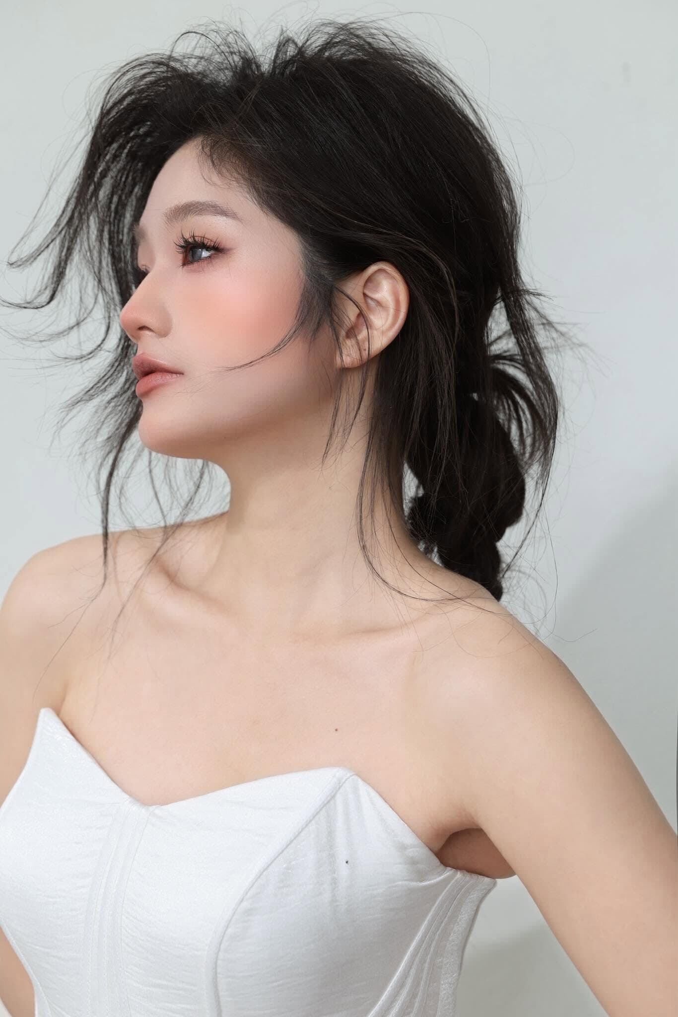 Kiểu tóc búi rối tự nhiên